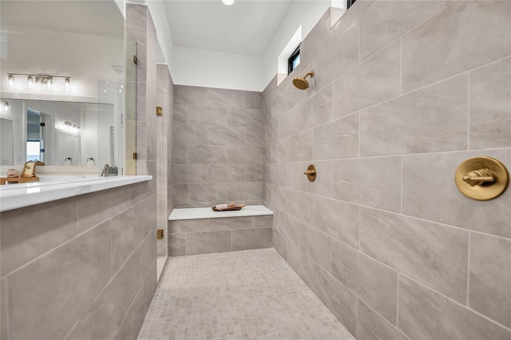 5017 Frost Creek Property Photo 28