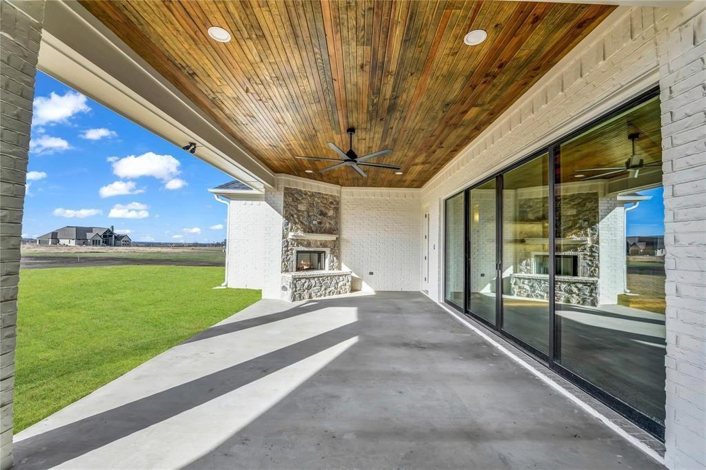 5017 Frost Creek Property Photo 37