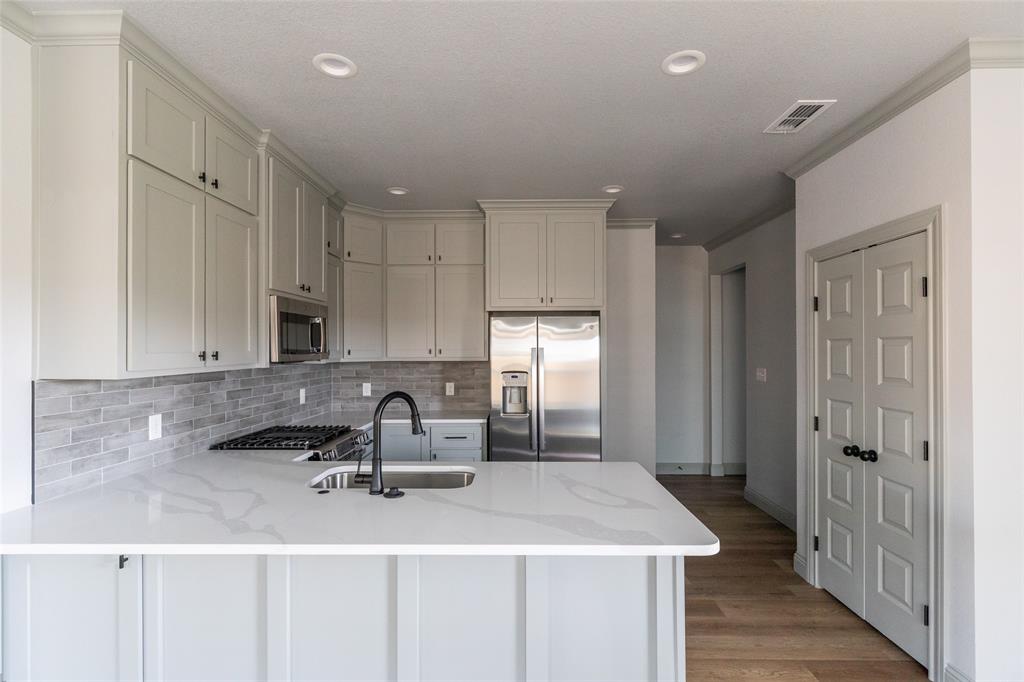 6613 Prickly Pear Way Property Photo 11