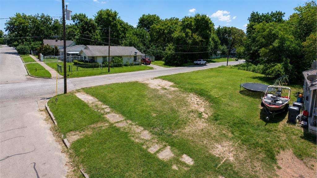 600 Preston Street Property Photo 3