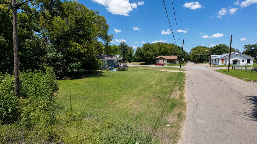 600 Preston Street Property Photo 4