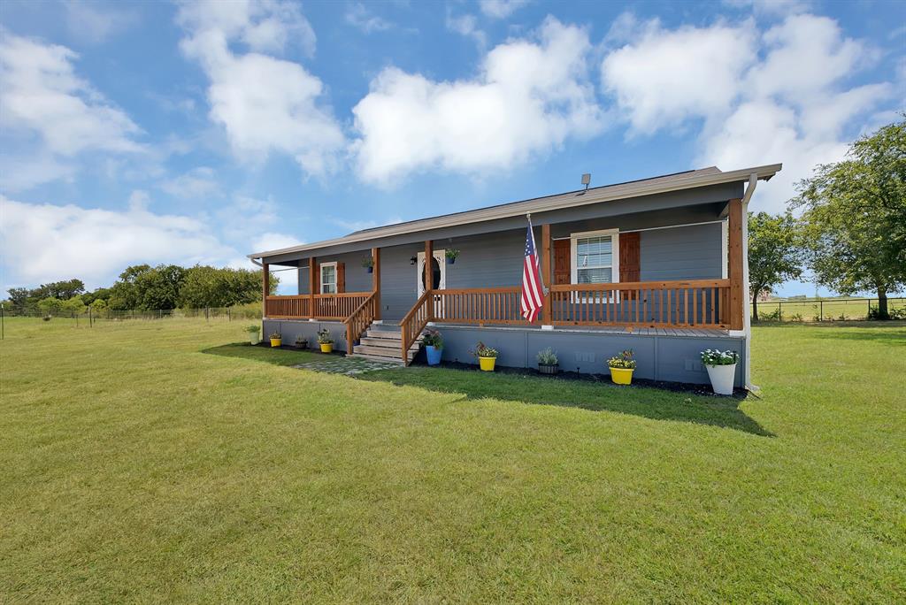 1237 Private Road 4219 Property Photo 1