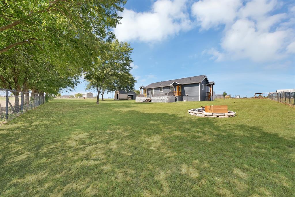 1237 Private Road 4219 Property Photo 26