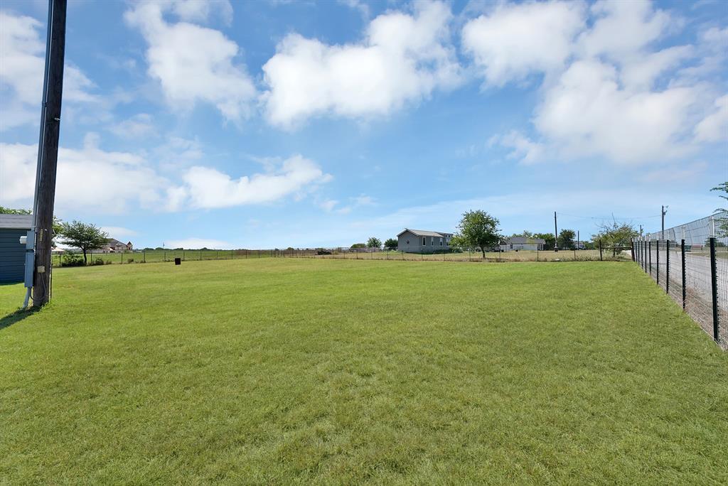 1237 Private Road 4219 Property Photo 32