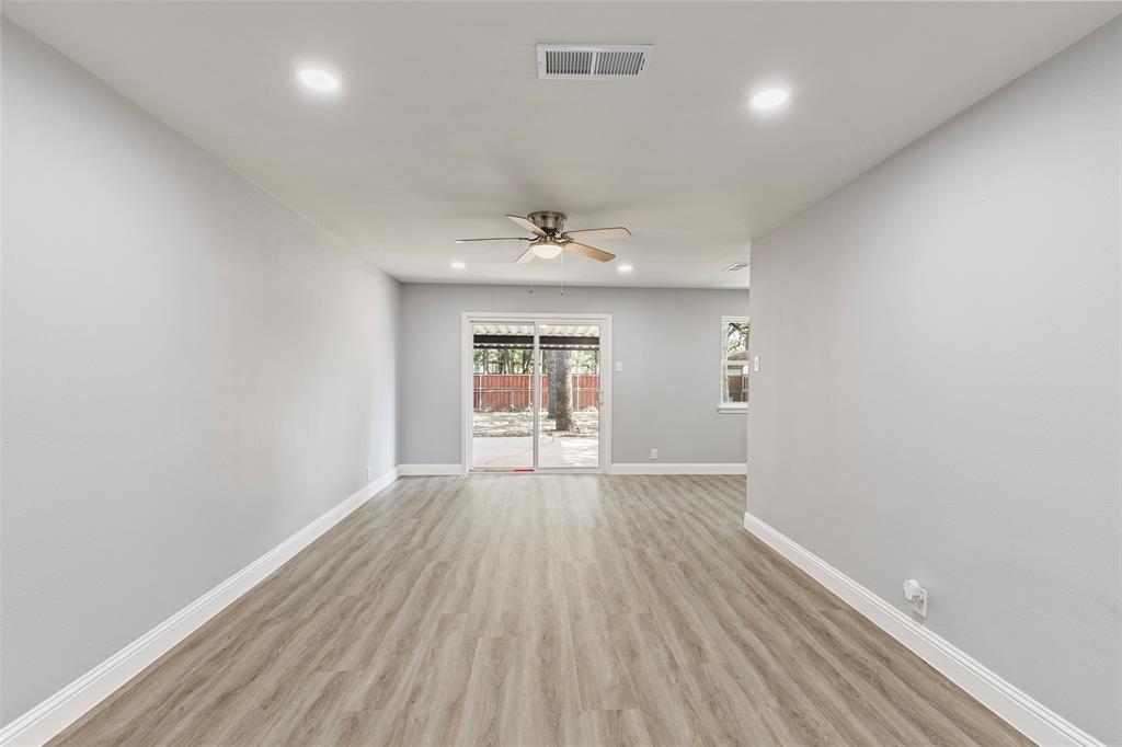 11412 Small Drive Property Photo 2