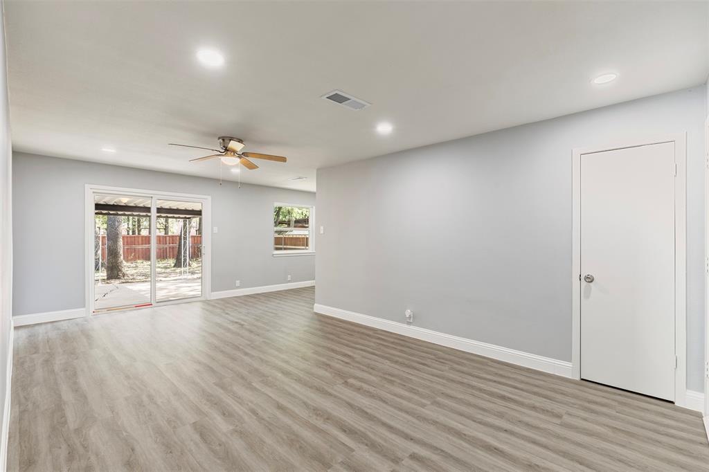 11412 Small Drive Property Photo 10