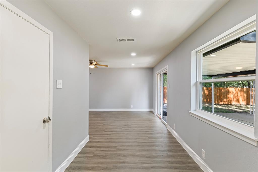 11412 Small Drive Property Photo 15