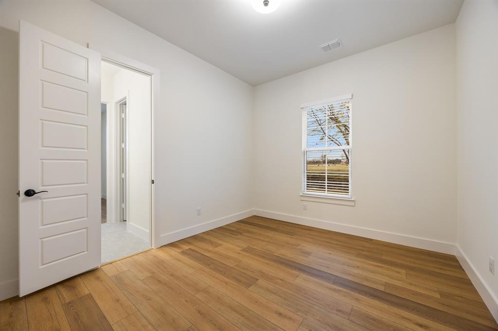 225 League Road Property Photo 30