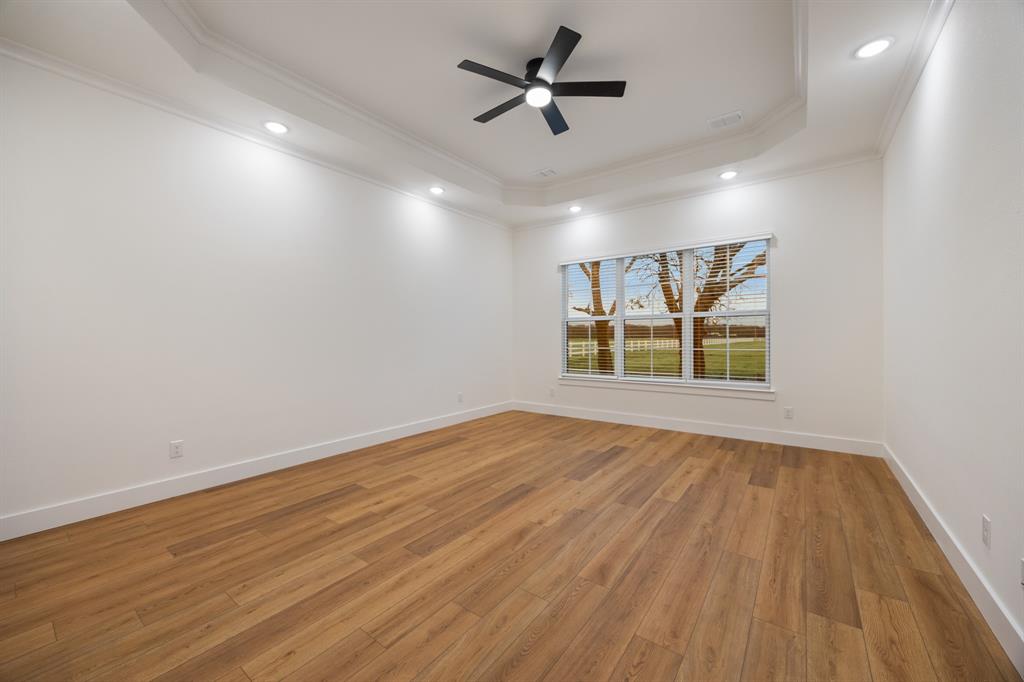 225 League Road Property Photo 32