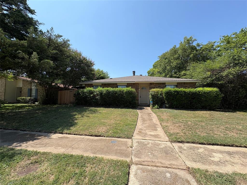 7222 Hedge Drive Property Photo 1