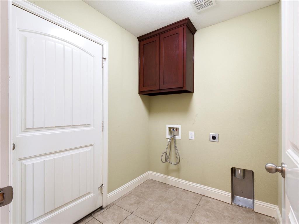 729 Countryside Drive Property Photo 21