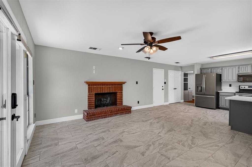 978 Downey Drive Property Photo 15