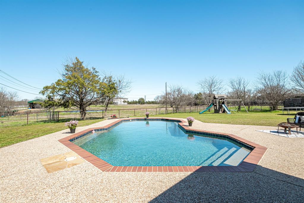 1673 Road Runner Road Property Photo 20