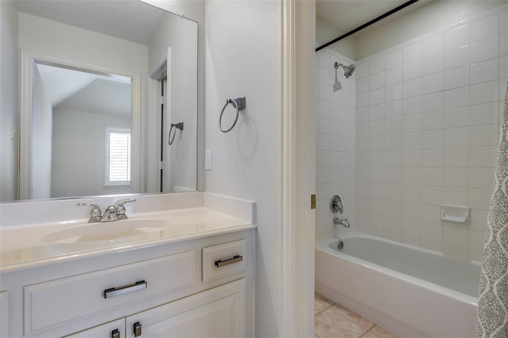 3885 Johnson Street Property Photo 23