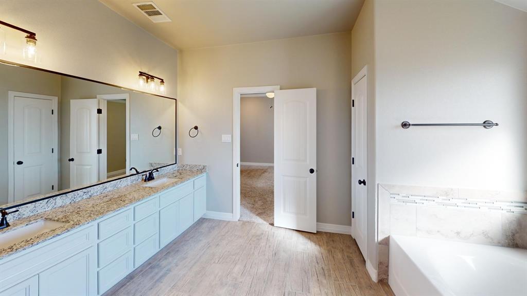 3826 Leming Court Property Photo 6