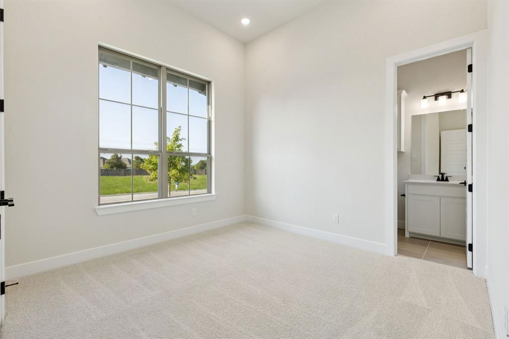 15687 Abelia Bloom Street Property Photo 5
