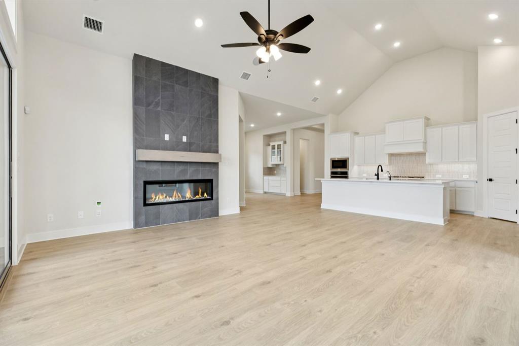 15687 Abelia Bloom Street Property Photo 21