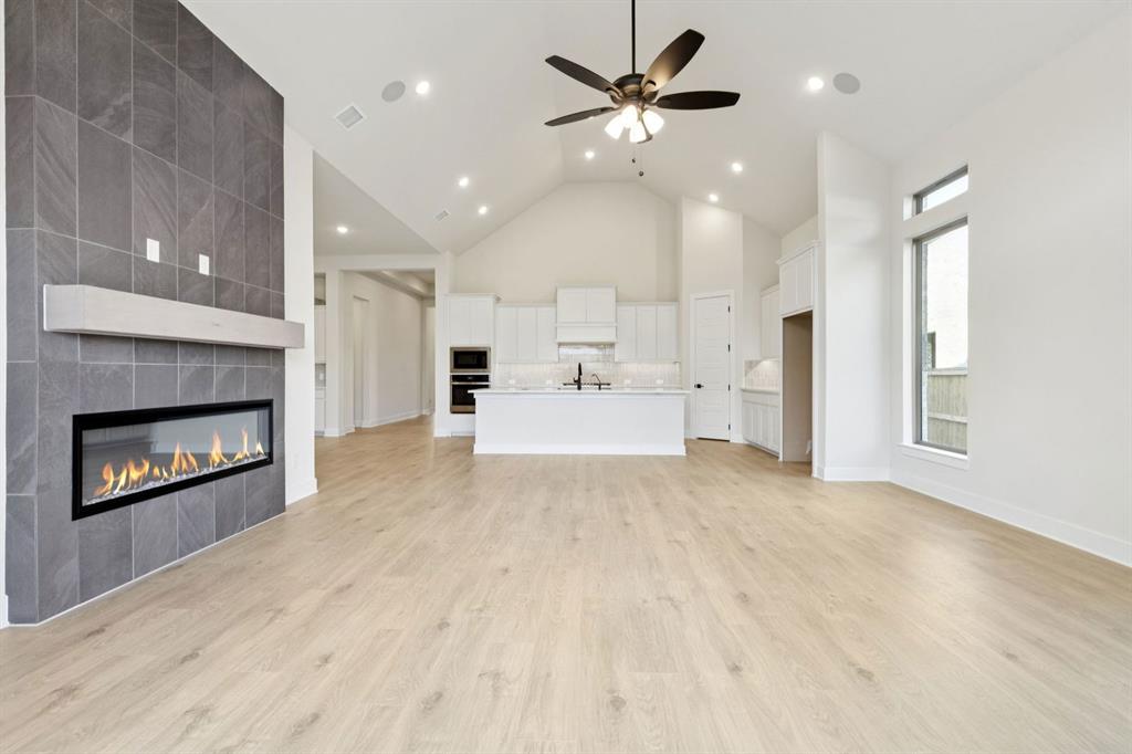 15687 Abelia Bloom Street Property Photo 23