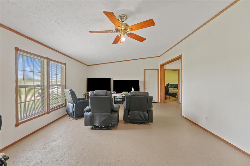 1109 County Road 607 Property Photo 17