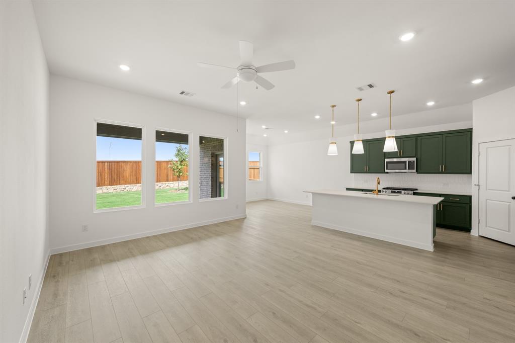 645 Tyronza Drive Property Photo 10