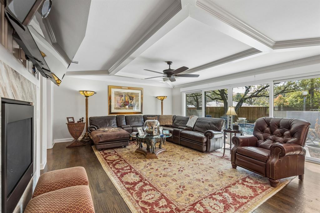 5712 Ridgetown Circle Property Photo 5