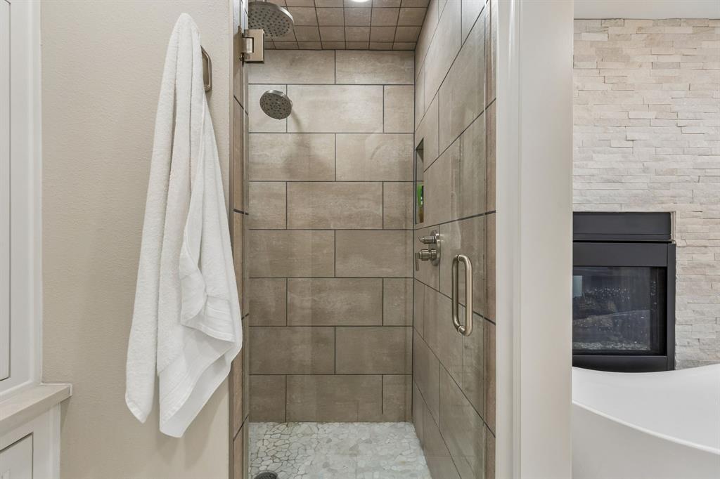 5712 Ridgetown Circle Property Photo 17