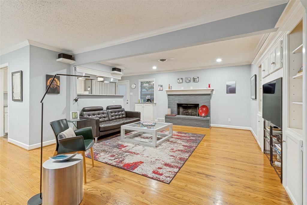 10615 Longmeadow Drive Property Photo 6
