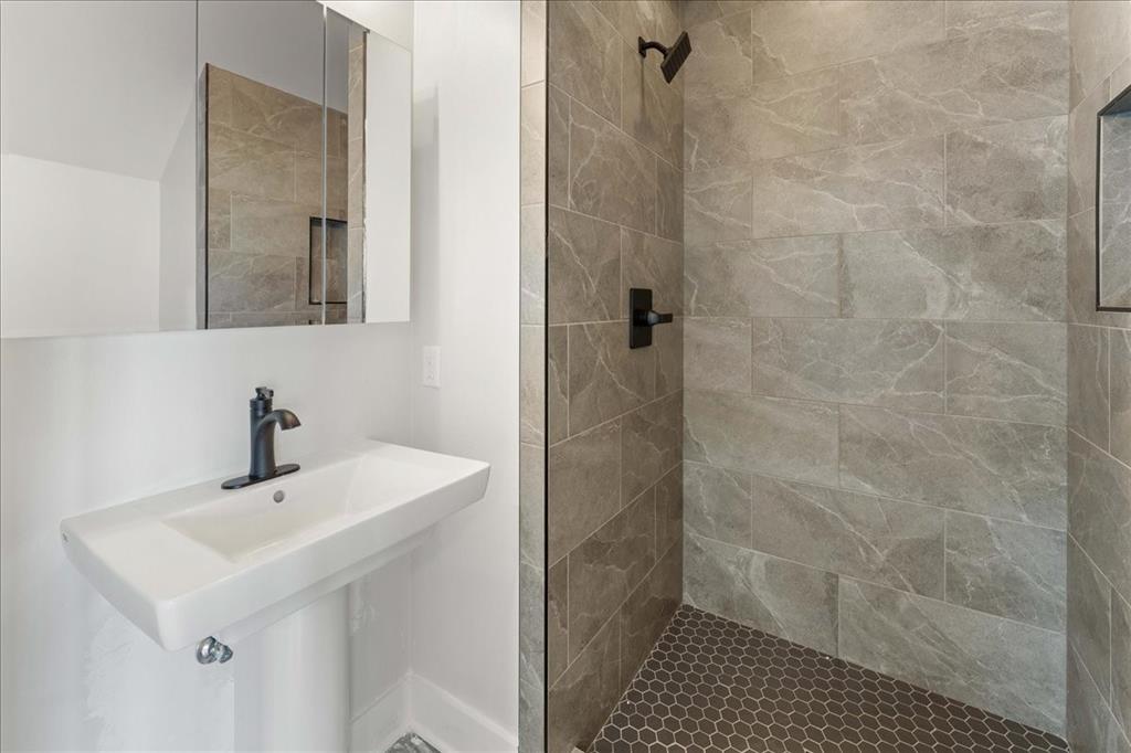 1442 County Road 313 Property Photo 6