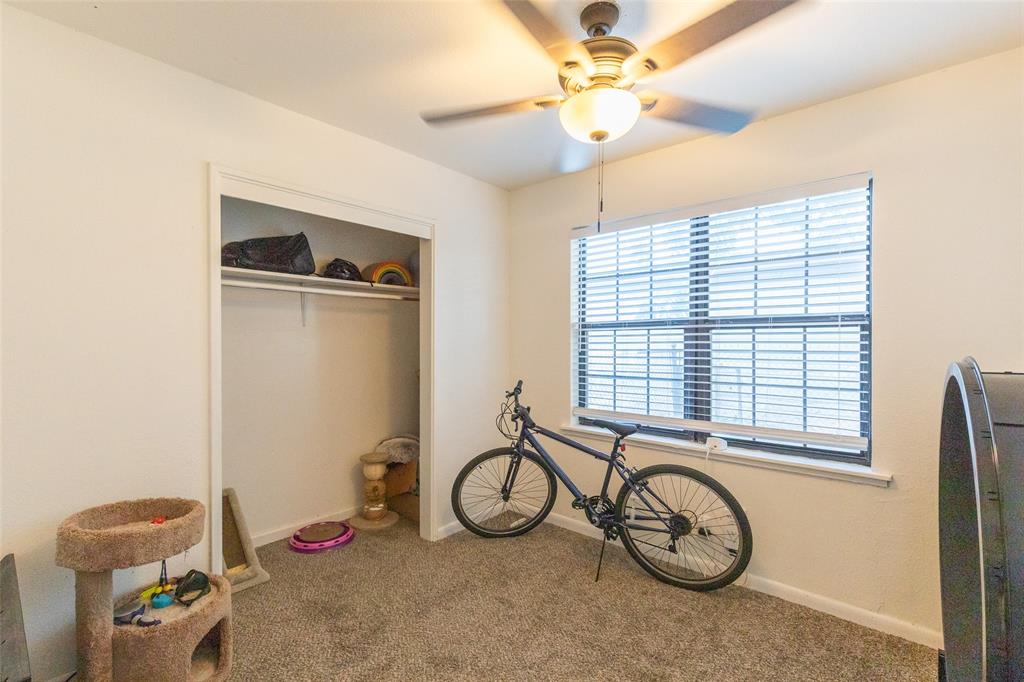 2218 N Mockingbird Property Photo 17