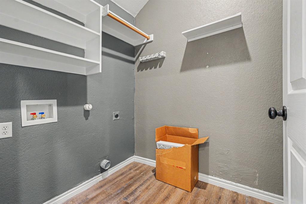 1707 Briarhollow Drive Property Photo 15