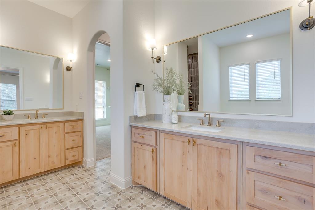 173 Oak Grove Way Property Photo 17