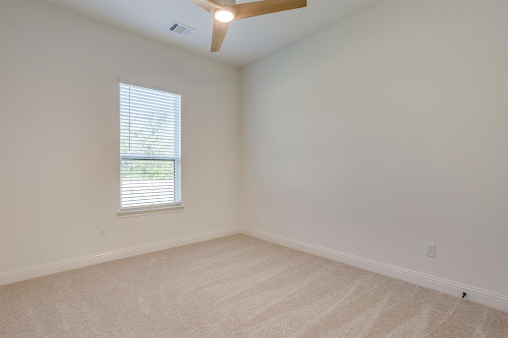 173 Oak Grove Way Property Photo 24
