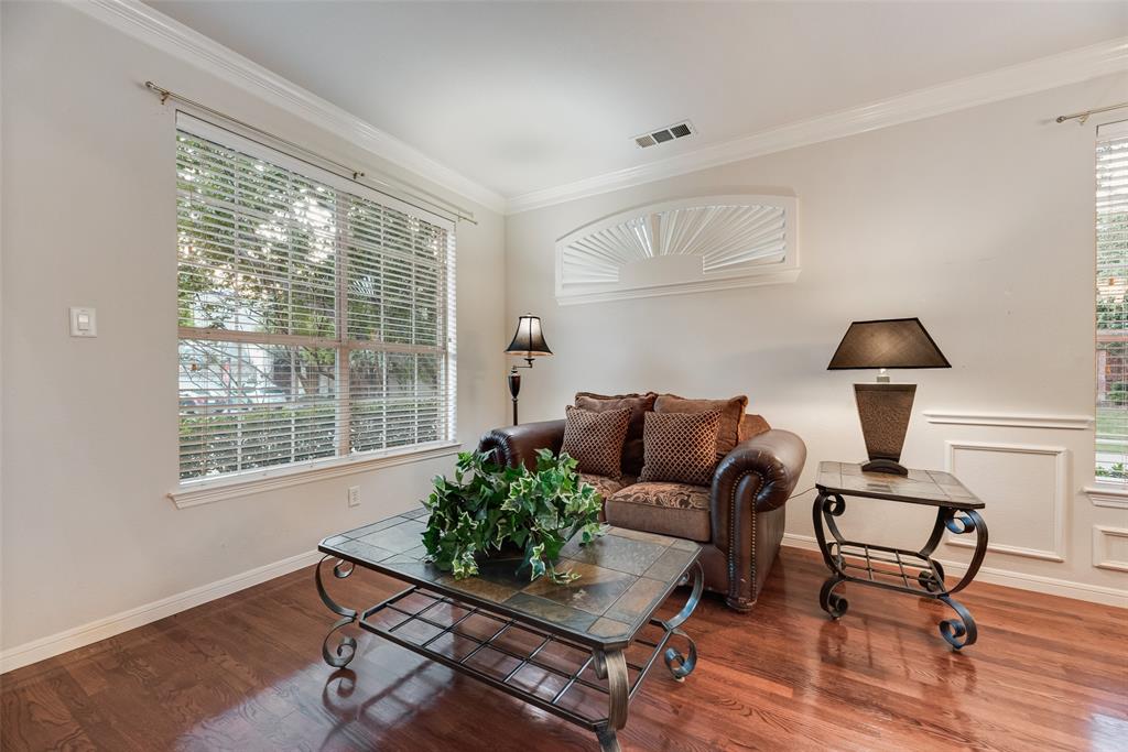1660 Meadows Avenue Property Photo 8
