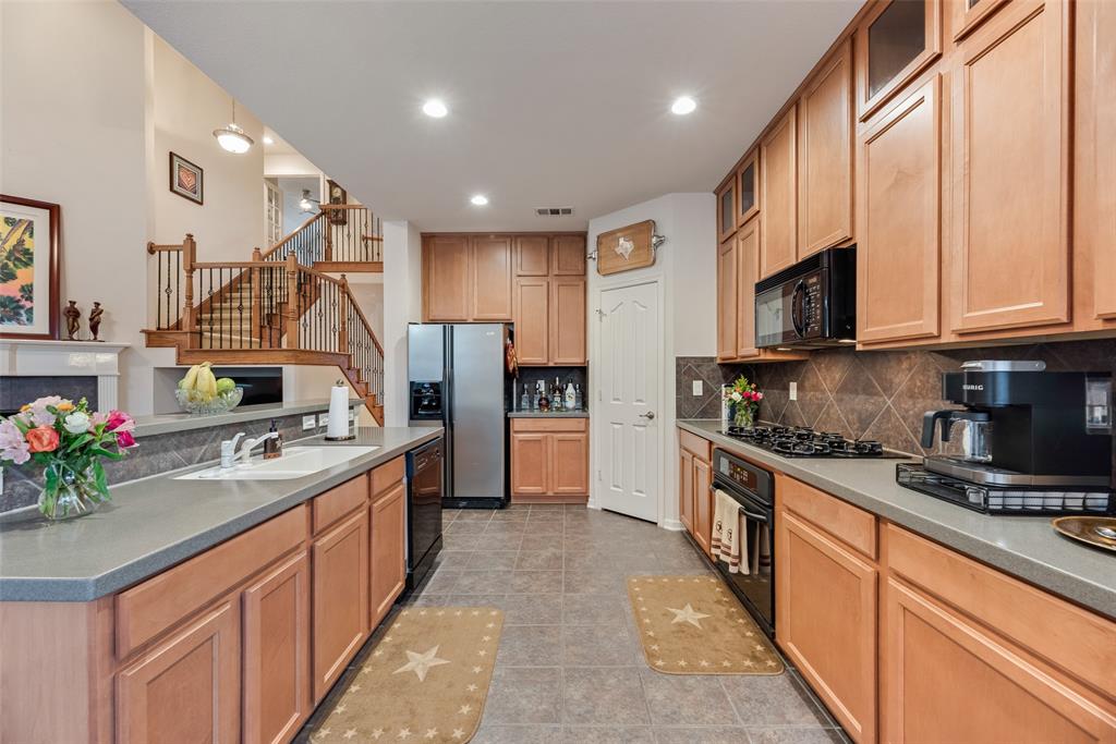 1660 Meadows Avenue Property Photo 15