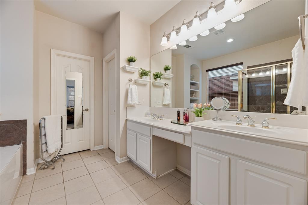 1660 Meadows Avenue Property Photo 18