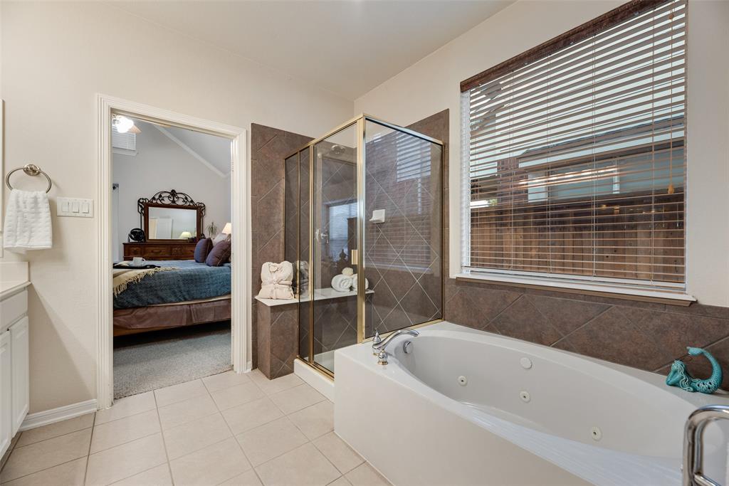 1660 Meadows Avenue Property Photo 19