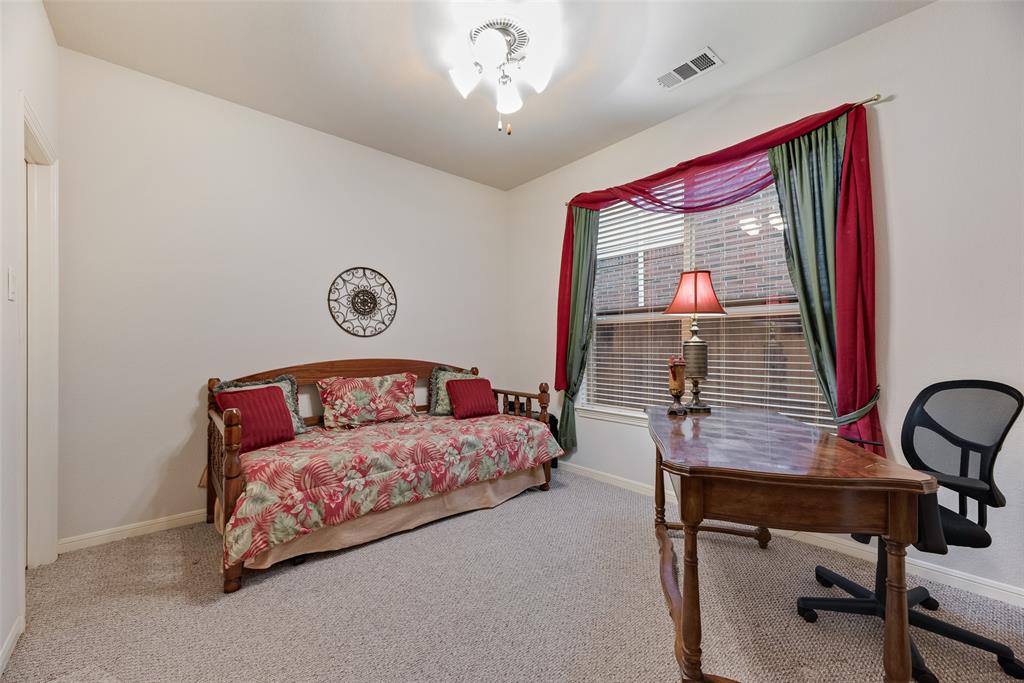 1660 Meadows Avenue Property Photo 20