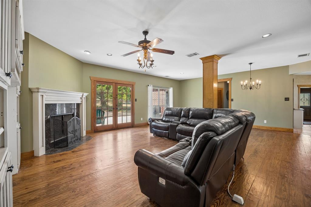 15175 Markout Central Property Photo 6