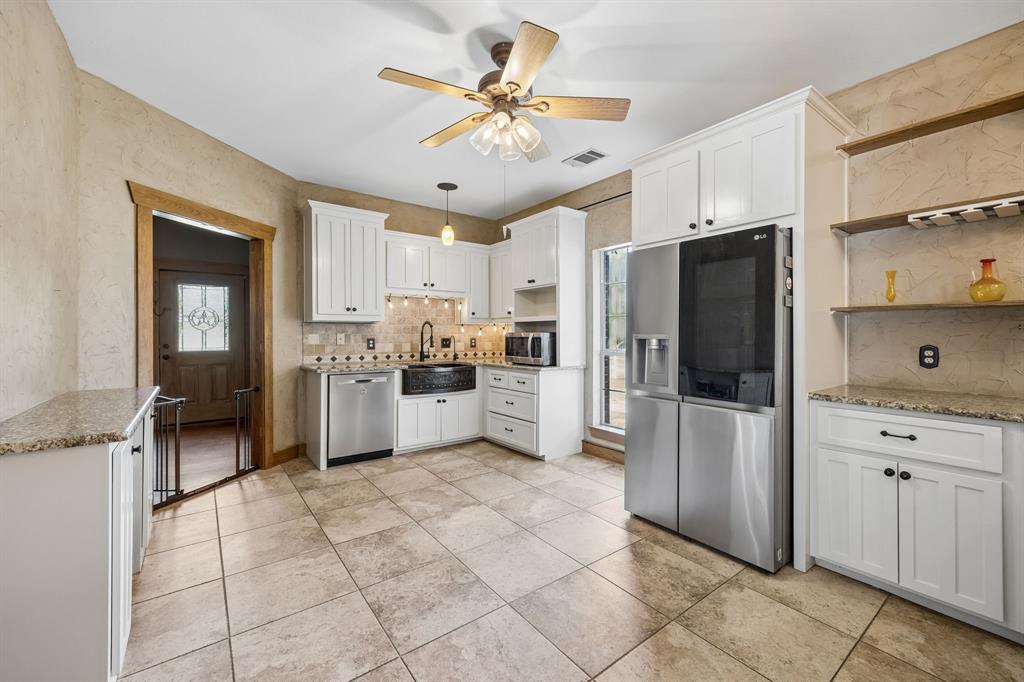 15175 Markout Central Property Photo 10
