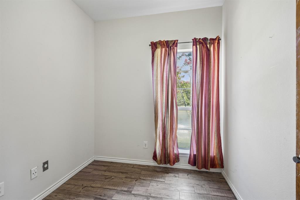 15175 Markout Central Property Photo 12