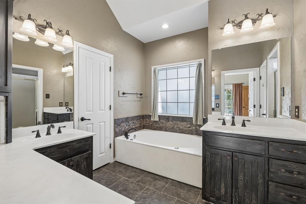 15175 Markout Central Property Photo 17