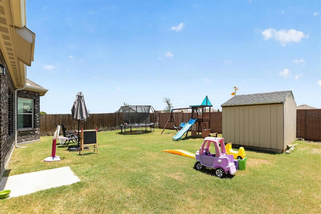 1928 Blackbrush Drive Property Photo 17