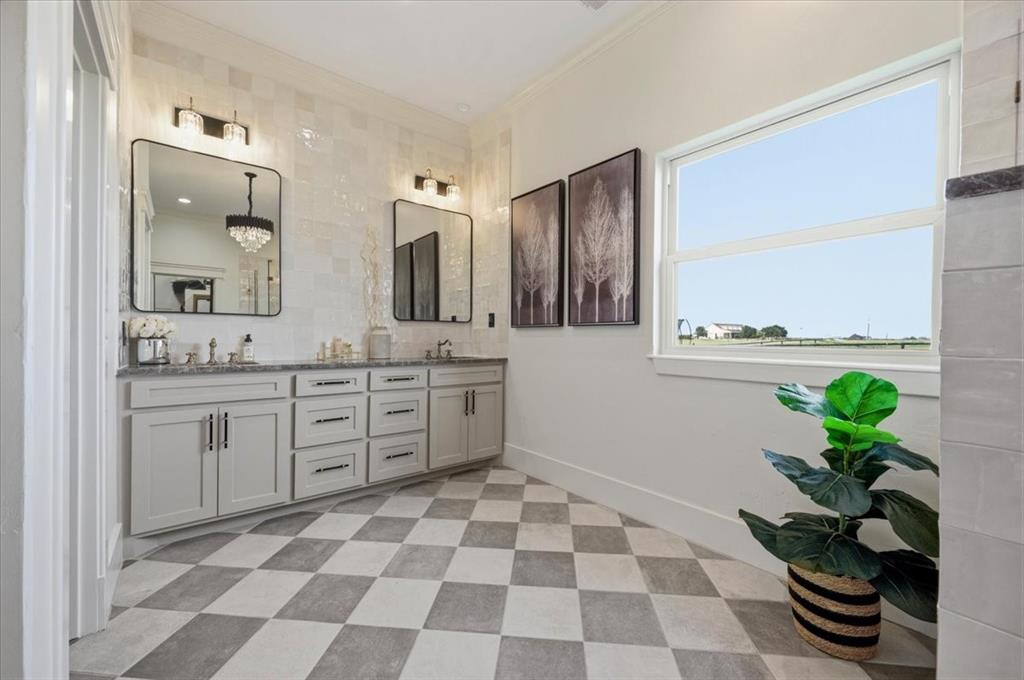 975 Fm 85 Property Photo 16