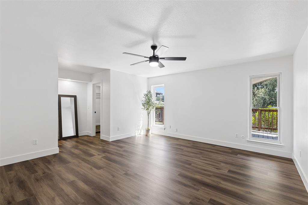 7504 Canyon Crest Court Property Photo 14