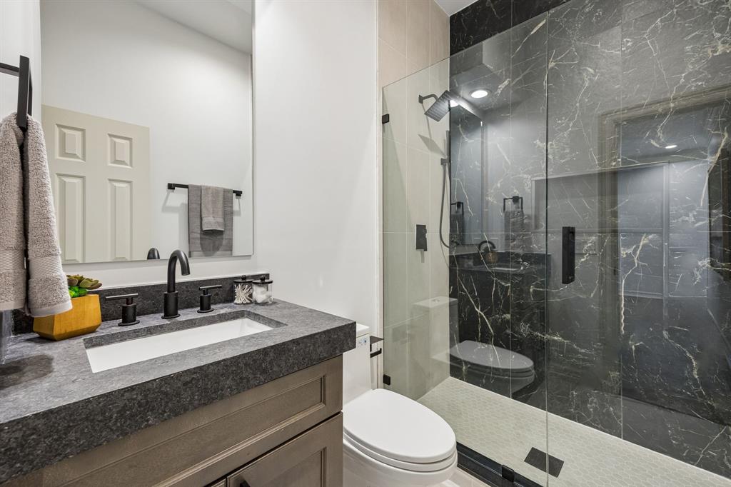 14128 Regency Place Property Photo 10