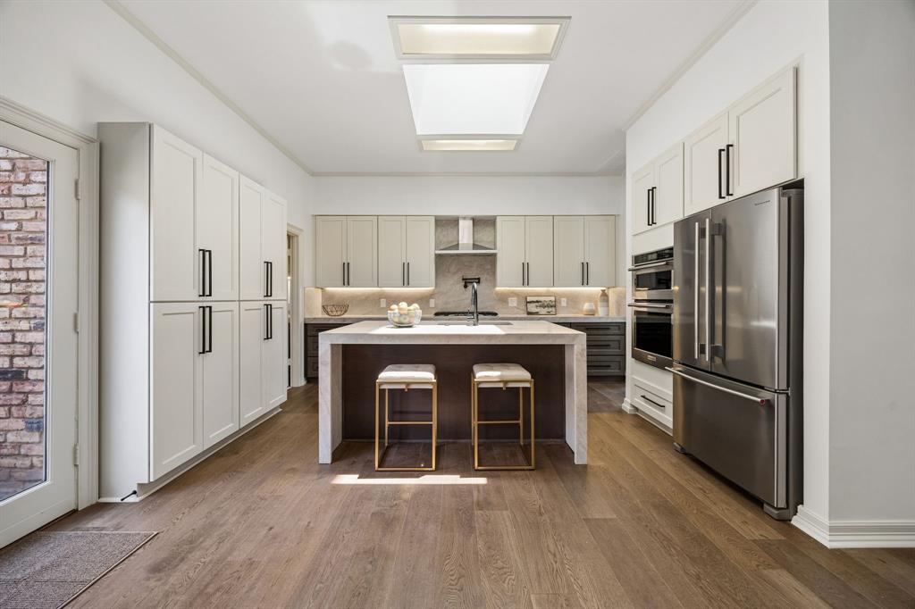 14128 Regency Place Property Photo 15