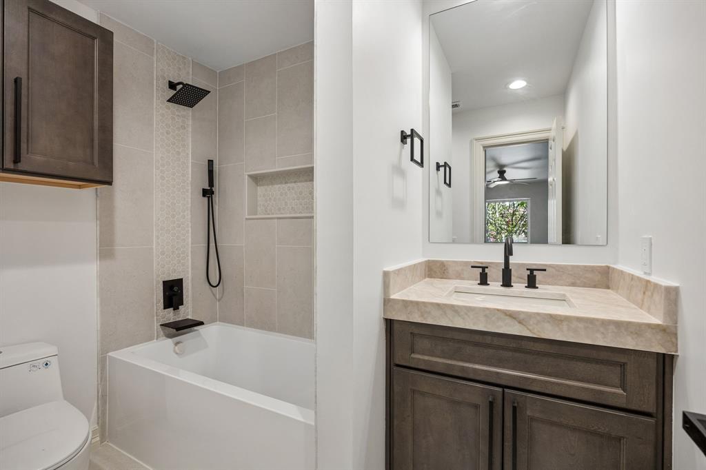 14128 Regency Place Property Photo 31