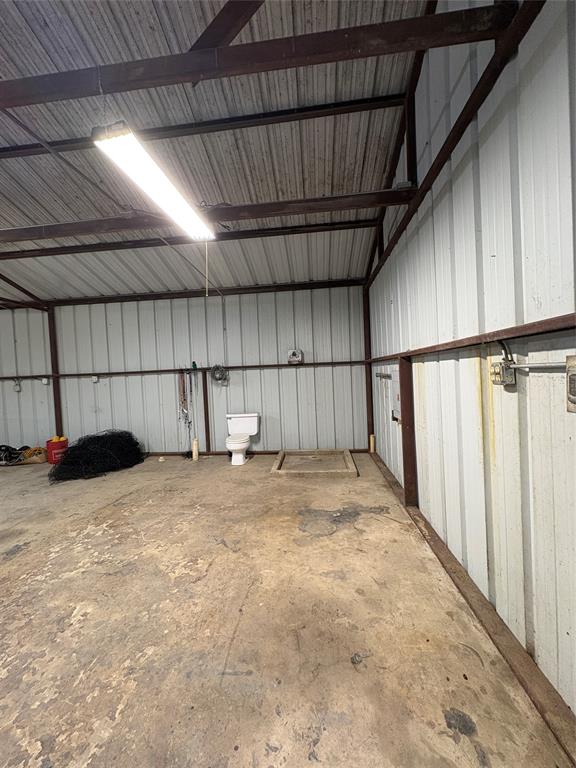 430 Henry Street Property Photo 4