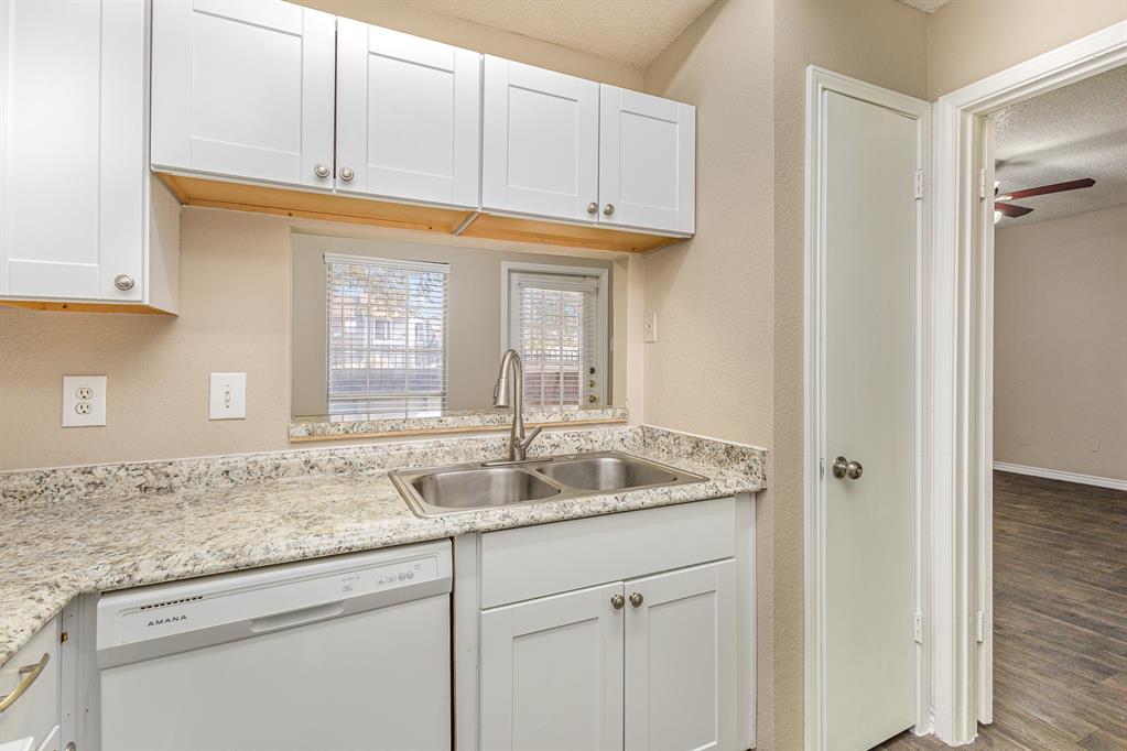 3615 W Northgate Drive 223 Property Photo 10