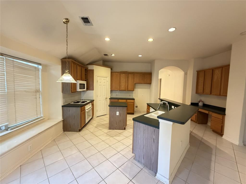 312 Calstone Drive Property Photo 8
